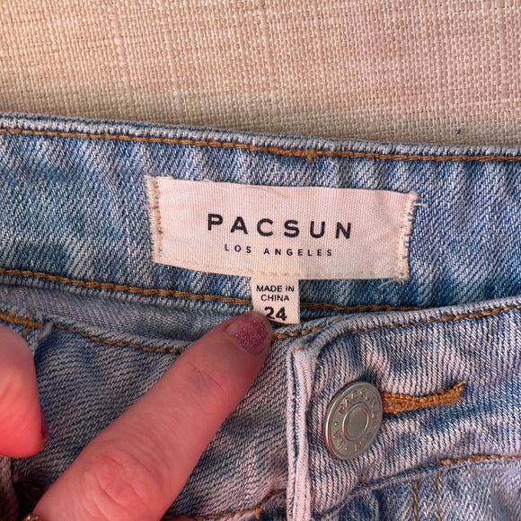 Skirt worn once pacsun - Picture 3 of 3